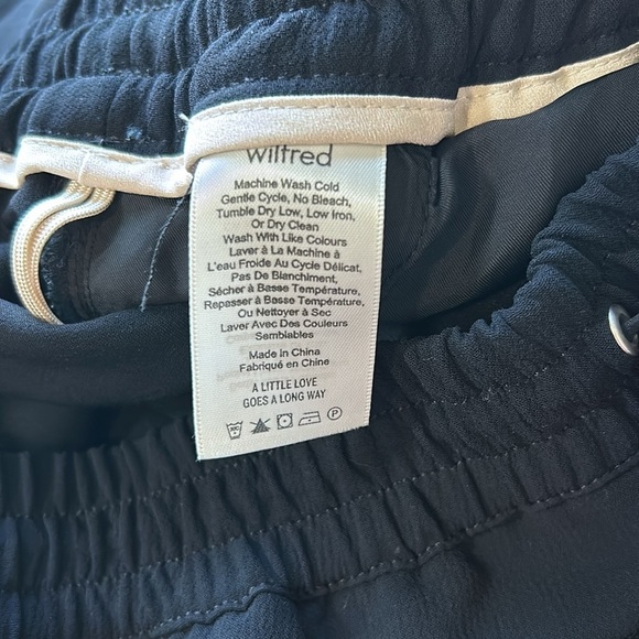 Aritzia Wilfred Buffon Crepe Jogger Pant Black Pockets Drawstring Trendy Sz M - Picture 10 of 14